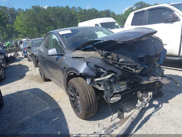 2020 TESLA MODEL Y 5YJYGDEE8LF008458 Photo 0