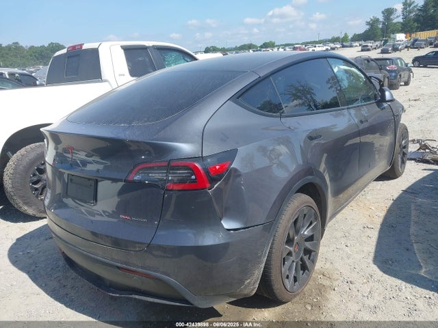 2020 TESLA MODEL Y 5YJYGDEE8LF008458 Photo 3
