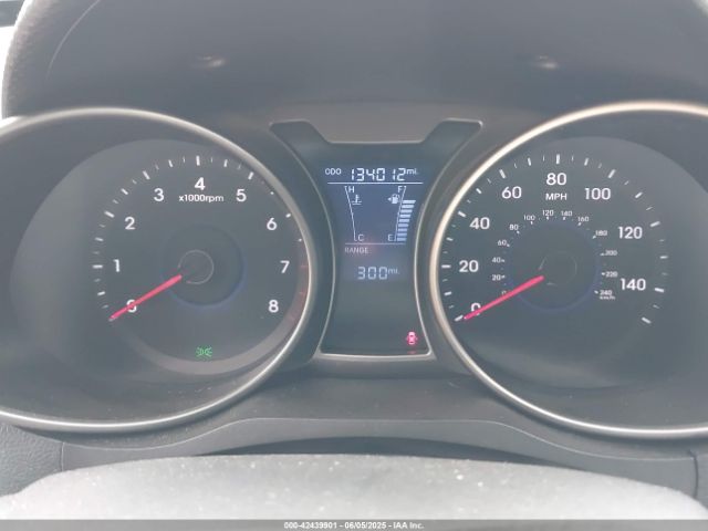 KMHTC6AD2GU300548 Hyundai Veloster
