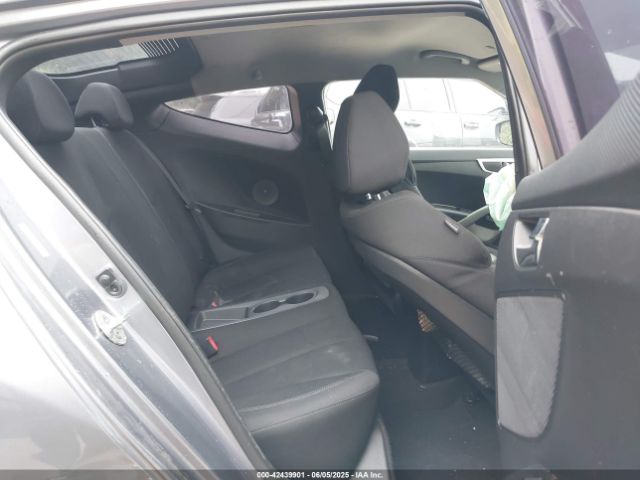 KMHTC6AD2GU300548 Hyundai Veloster