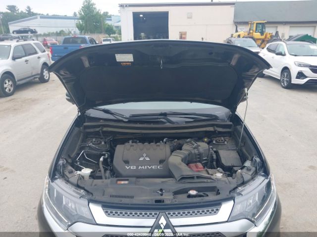 2019 MITSUBISHI OUTLANDER JA4JZ4AX4KZ037414 Photo 9