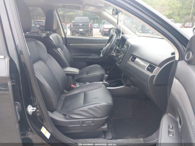 2019 MITSUBISHI OUTLANDER JA4JZ4AX4KZ037414 Photo 4