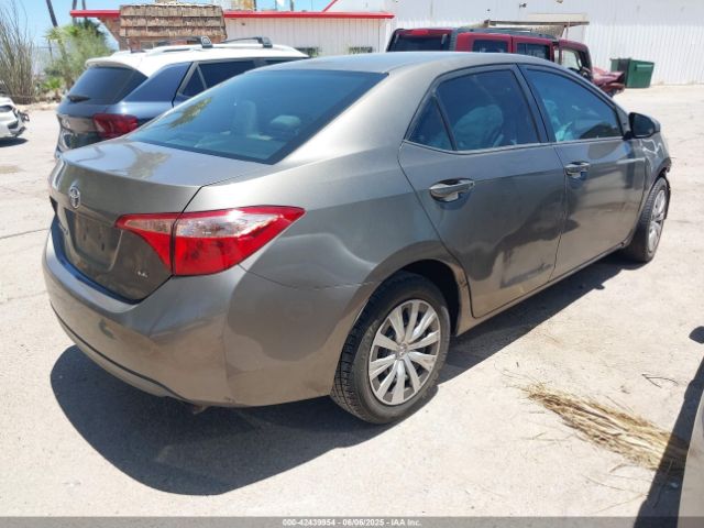 2017 TOYOTA COROLLA 5YFBURHE1HP625235 Photo 3