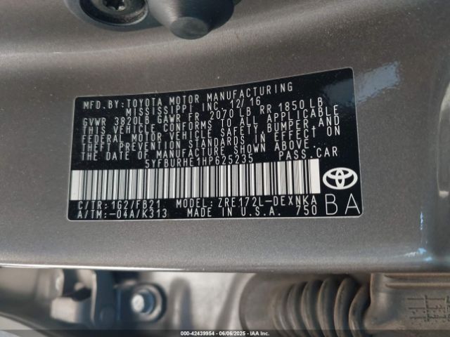2017 TOYOTA COROLLA 5YFBURHE1HP625235 Photo 8