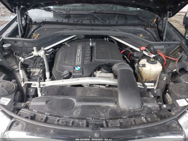 2018 BMW X5 5UXKR0C50J0Y02733 Photo 9