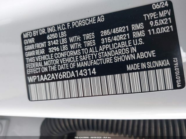 2024 PORSCHE CAYENNE WP1AA2AY6RDA14314 Photo 8