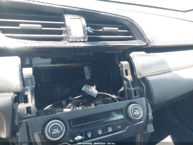Honda l15ba 2018 SHHFK7H45JU406877 Image 18