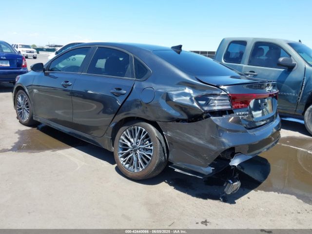 3KPF54AD6RE804067 KIA mpi nu
