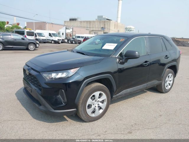 2T3F1RFV5NW283108 Toyota RAV4 LE