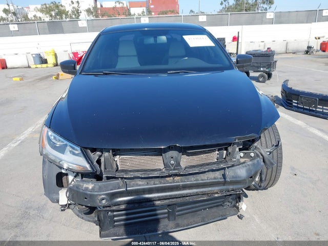 3VWD17AJ7GM232596 Volkswagen 1.8t
