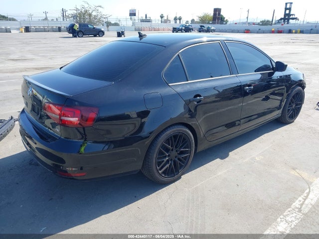 3VWD17AJ7GM232596 Volkswagen 1.8t