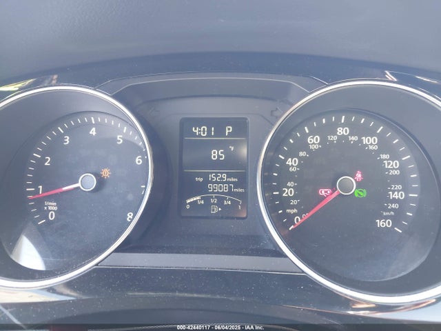 3VWD17AJ7GM232596 Volkswagen 1.8t