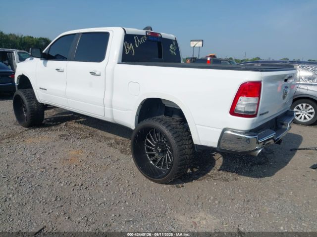 2019 RAM 1500 1C6RREMT4KN891115 Photo 2