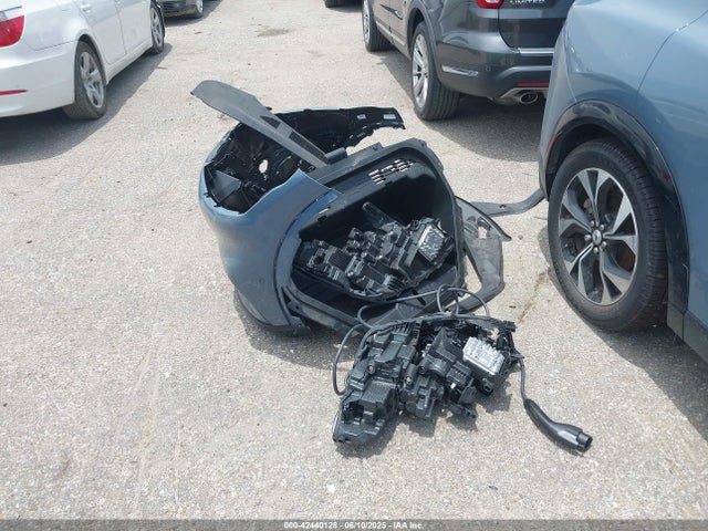 Ford 2023 2023 3FMTK3R79PMA88106 Image 11