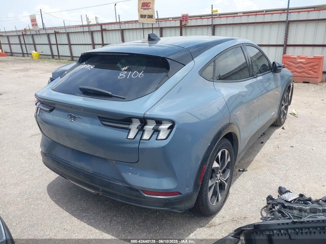 Ford 2023 2023 3FMTK3R79PMA88106 Image 4