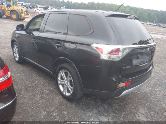 2015 MITSUBISHI OUTLANDER JA4AD3A3XFZ000797 Photo 2