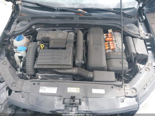 3VW637AJ4EM230594 Volkswagen Jetta