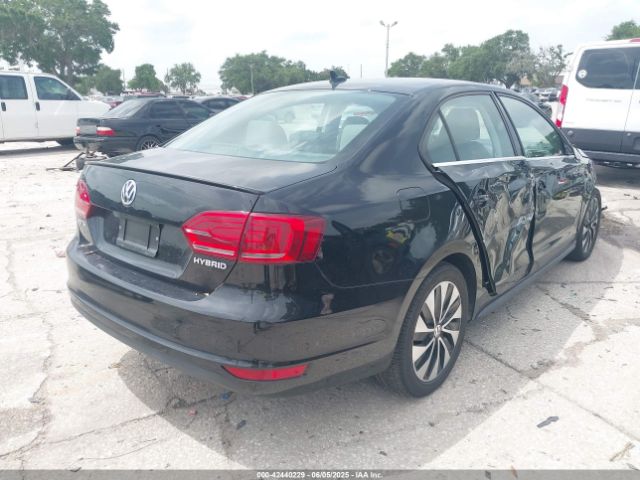 3VW637AJ4EM230594 Volkswagen Jetta