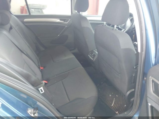 3VW117AU5GM049663 Volkswagen Golf Tsi S 4-door