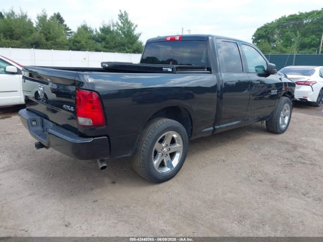 2017 RAM 1500 1C6RR7FG7HS620751 Photo 3