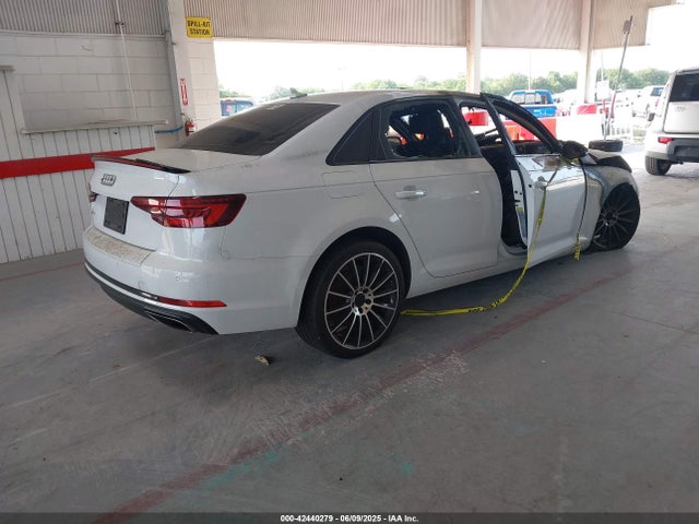 2019 AUDI A4 WAUGMAF46KN022381 Photo 3