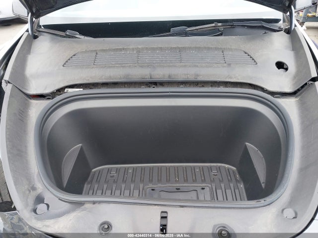 7SAYGDEE5PF916715 Tesla Model Y