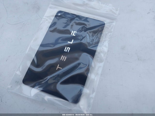 7SAYGDEE5PF916715 Tesla Model Y
