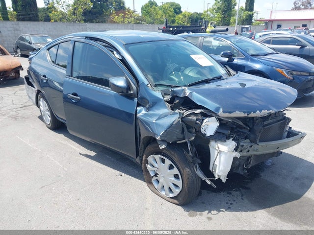 3N1CN7AP5GL829701 Nissan 2016