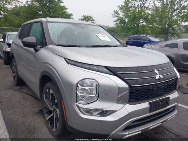 2022 MITSUBISHI OUTLANDER JA4J4UA82NZ068561 Photo 0