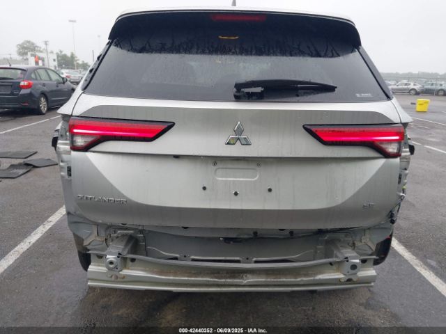 2022 MITSUBISHI OUTLANDER JA4J4UA82NZ068561 Photo 5
