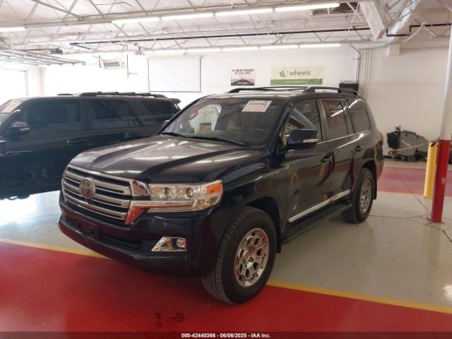 JTMCY7AJ0G4041401 Toyota Land Cruiser V8
