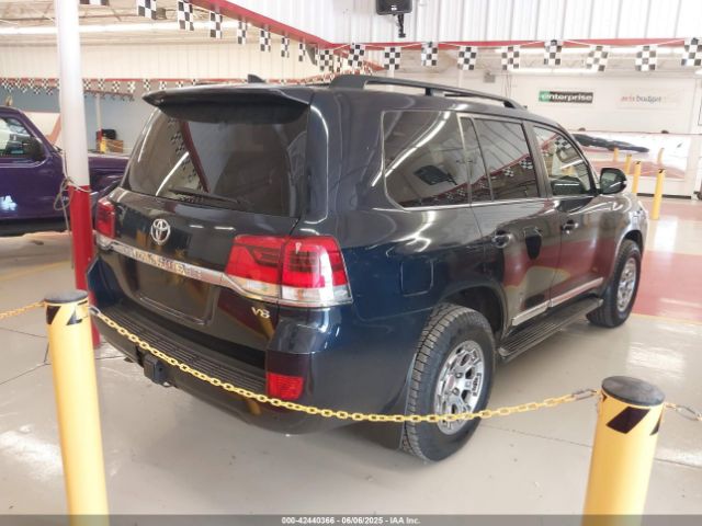 JTMCY7AJ0G4041401 Toyota Land Cruiser V8