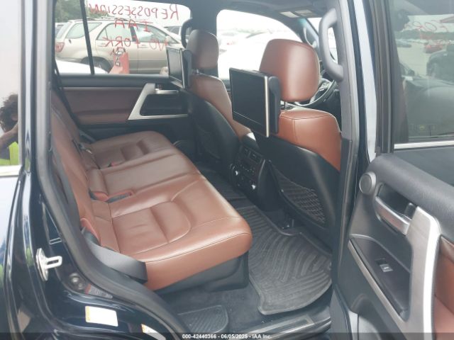 JTMCY7AJ0G4041401 Toyota Land Cruiser V8