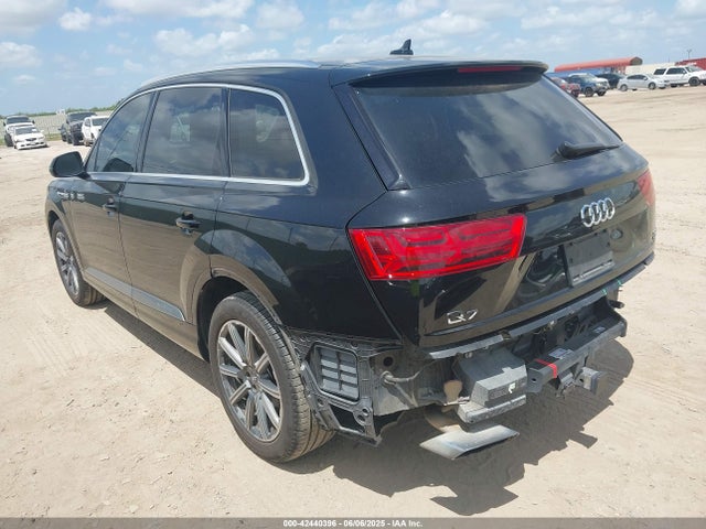 2018 AUDI Q7 WA1LAAF77JD020903 Photo 2