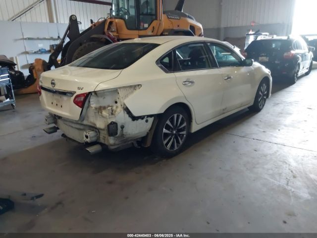 2017 NISSAN ALTIMA 1N4AL3AP9HC257988 Photo 3