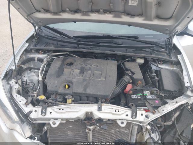 5YFBURHE4EP124285 Toyota COROLLA LE