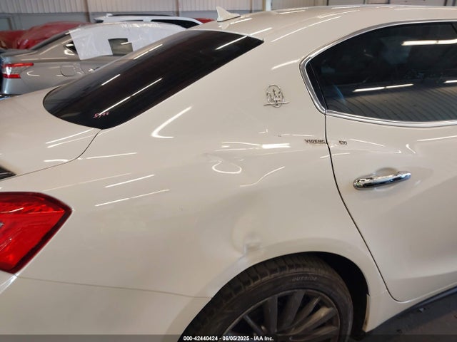 Maserati m156b 2017 ZAM57RSA3H1262575 Image 17