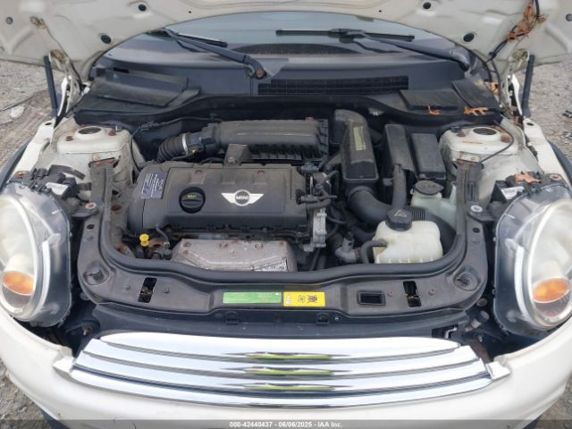 2011 MINI COOPER WMWSU3C59BTX95912 Photo 9