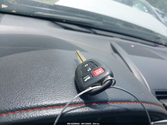 4T1BF1FK6HU351016 Toyota 2ar-fe