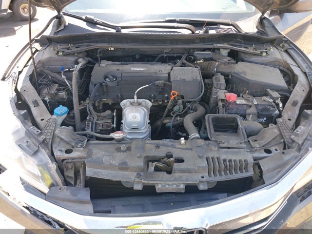 1HGCR2F11HA158305 Honda k24w1