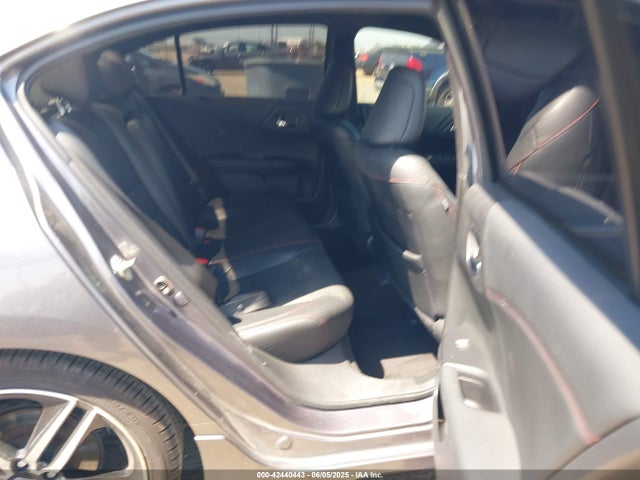 1HGCR2F11HA158305 Honda k24w1