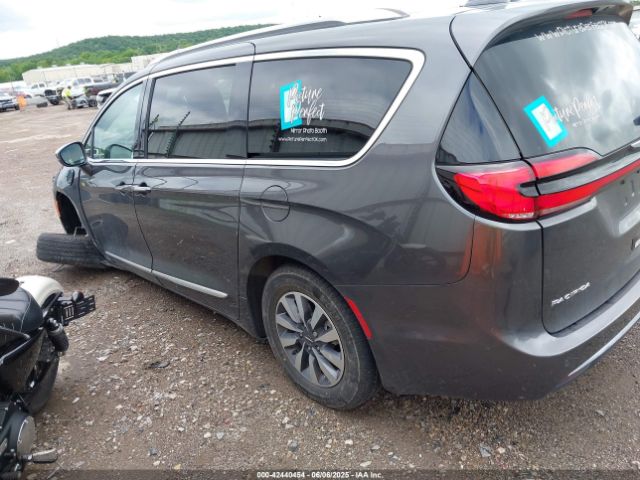 2021 CHRYSLER PACIFICA HYBRID 2C4RC1S7XMR536528 Photo 2