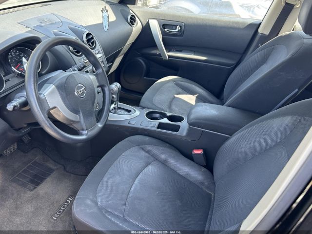 JN8AS5MT5EW618813 Nissan Rogue Select S