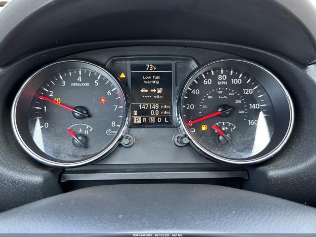 JN8AS5MT5EW618813 Nissan Rogue Select S