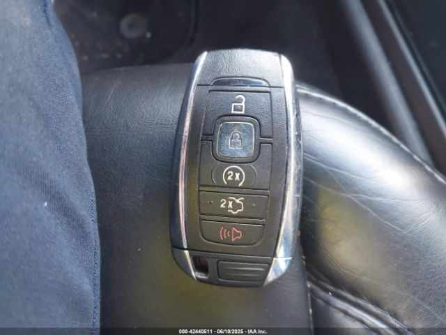 3LN6L5D95HR602083 Lincoln MKZ SELECT