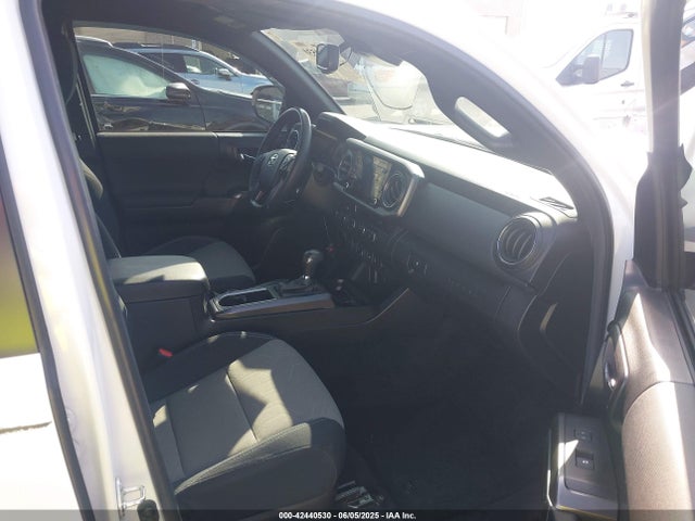 3TMCZ5AN1NM470911 Toyota 2gr-fks