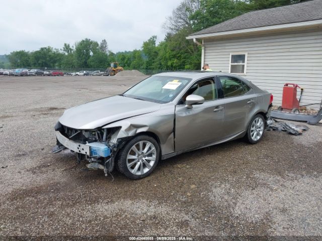 2016 LEXUS IS 200T JTHBA1D20G5015102 Photo 1