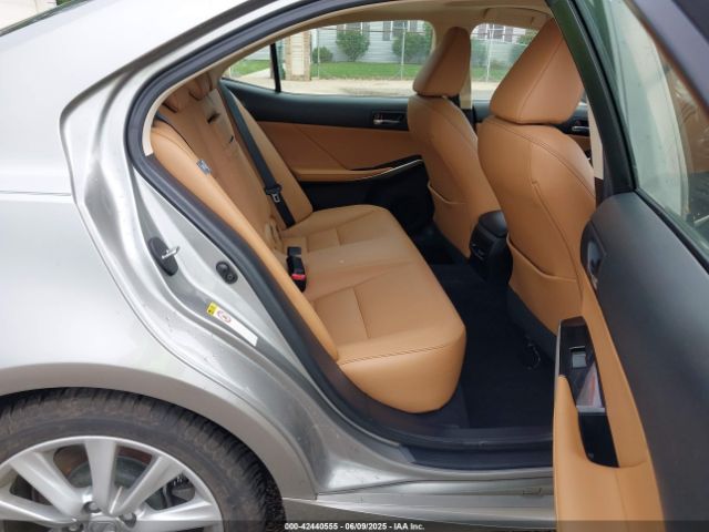 2016 LEXUS IS 200T JTHBA1D20G5015102 Photo 7