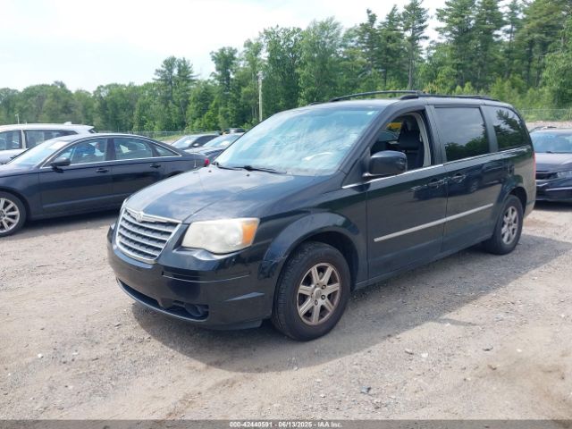 2010 CHRYSLER TOWN & COUNTRY 2A4RR8D14AR442277 Photo 1