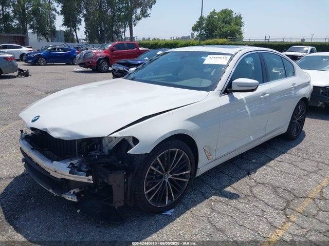 BMW 2023 2023 WBA53BH04PCN60302 Image 2